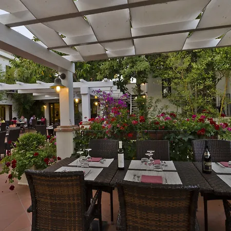Hotel Santa Maria