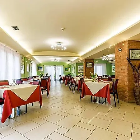 Hotel Santa Maria 3*