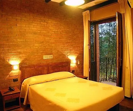 Hotel Santa Maria 3*