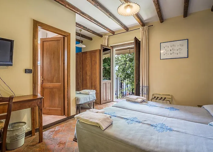 Santa Maria 3* Santa Maria Navarrese